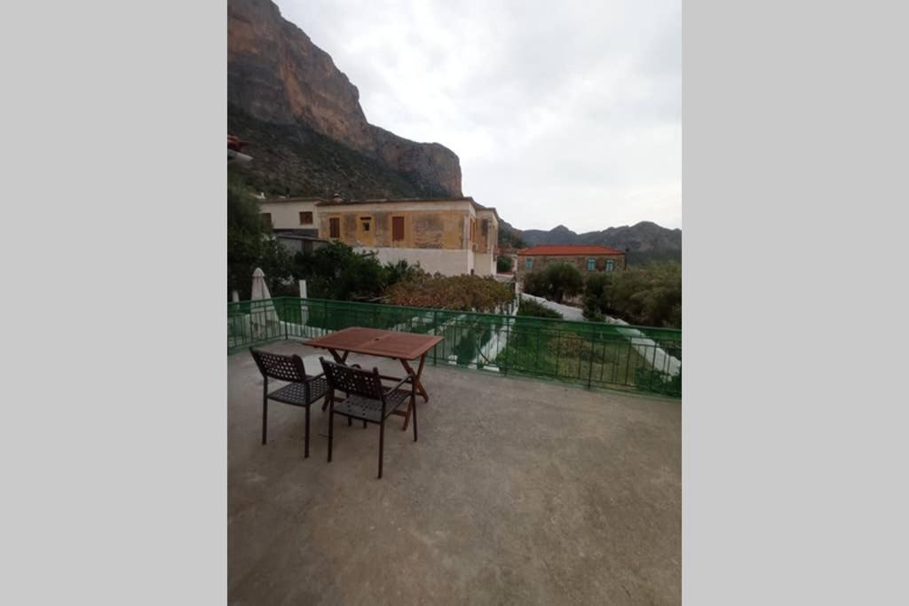 Afroditis'S & Makis'S Apartment ليونِذيو المظهر الخارجي الصورة